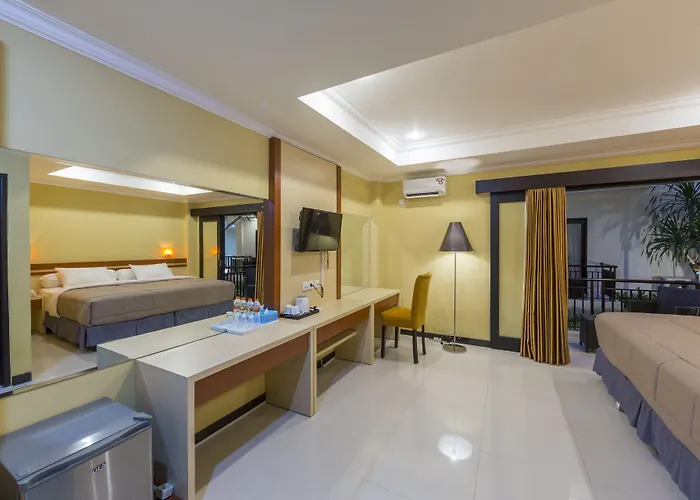 Reddoorz Near Mall Bali Galeria 2 ホテル 3*