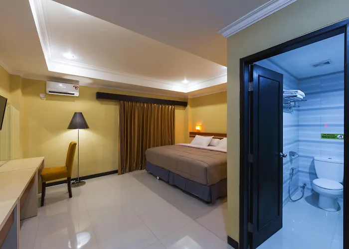 ホテル Reddoorz Near Mall Bali Galeria 2 デンパサール