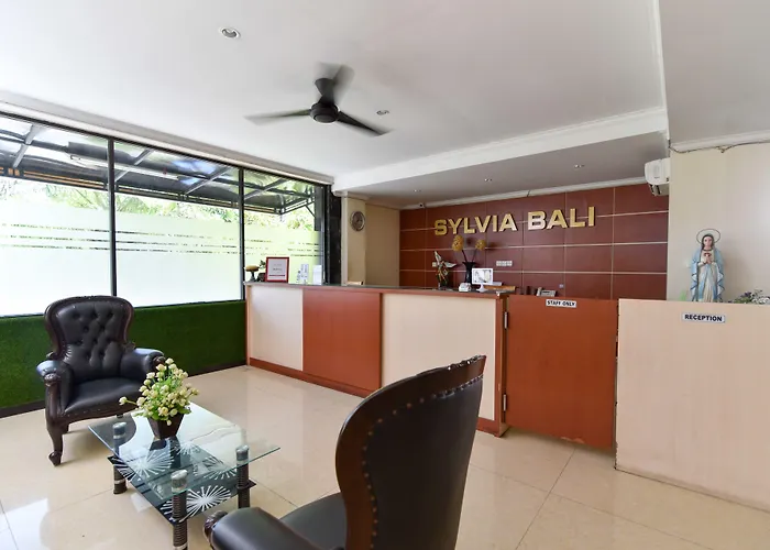 Reddoorz Near Mall Bali Galeria 2 ホテル 3*