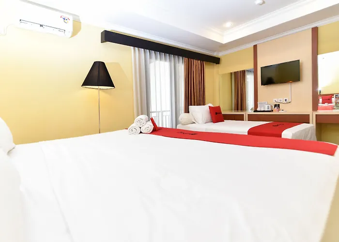 Reddoorz Near Mall Bali Galeria 2 ホテル デンパサール