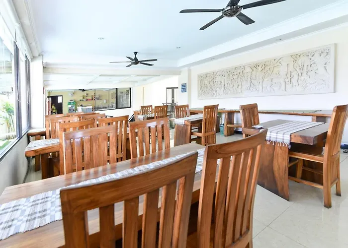 Reddoorz Near Mall Bali Galeria 2 ホテル