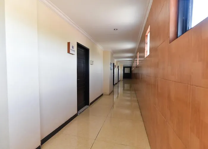 Hotel Reddoorz Near Mall Bali Galeria 2 3*